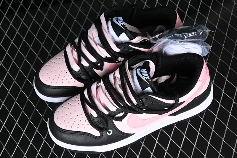 All Categories Nk SB Dunk Series Nk SB Dunk Low Low-top Sneakers Gift Box Nk Dunk Low Tokyo Raspberry Black Pink Customized Deconstructed Strap Casual Sneakers CW1590-100
